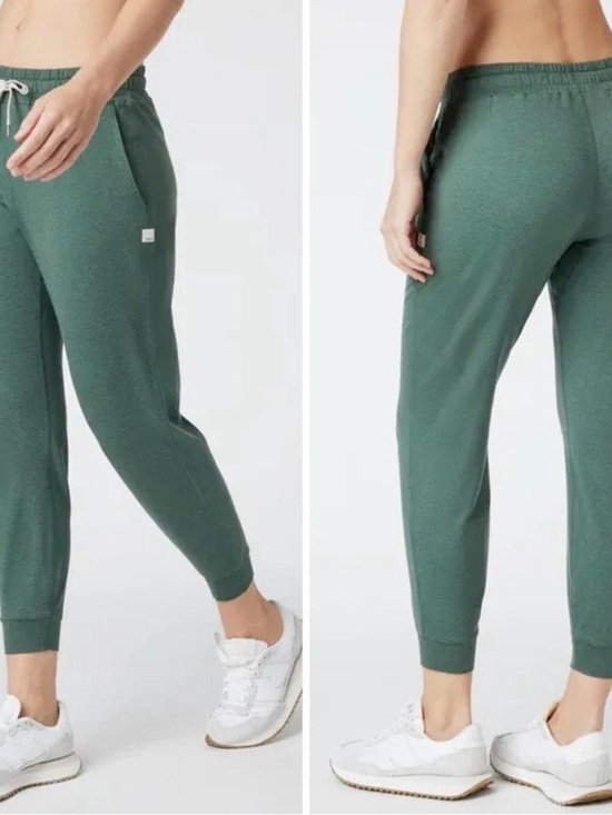 Vuori Pants - Vuori Green Jogger Sweatpants
